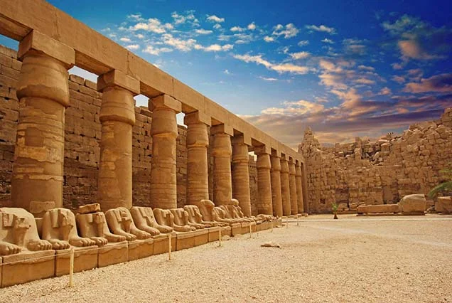 4 Day 3 Night Nile Cruise From Aswan to Luxor, 4 Day Nile River Cruise From Aswan to Luxor, 4 Days Nile Cruise From Aswan to Luxor Including Abu Simbel and Hot Air (5)