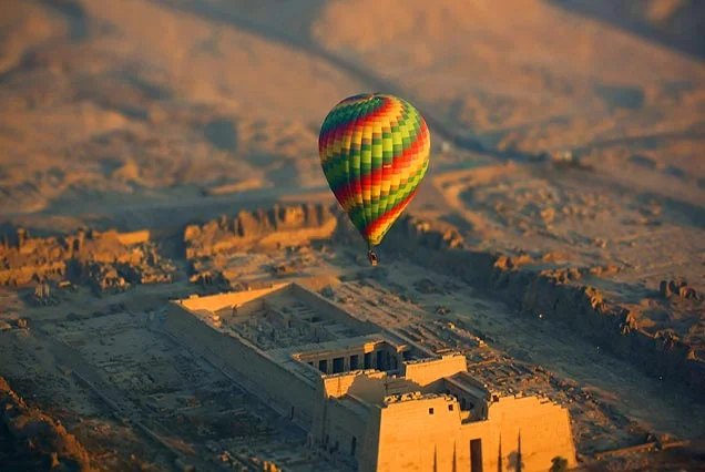 Hot Air Balloon in Luxor, Luxor Balloon Tour, Luxor Balloon Ride, Luxor Hot Air Balloon Tour, Hot Air Balloon Ride Over Luxor, Hot Air Balloon Over Luxor (2)